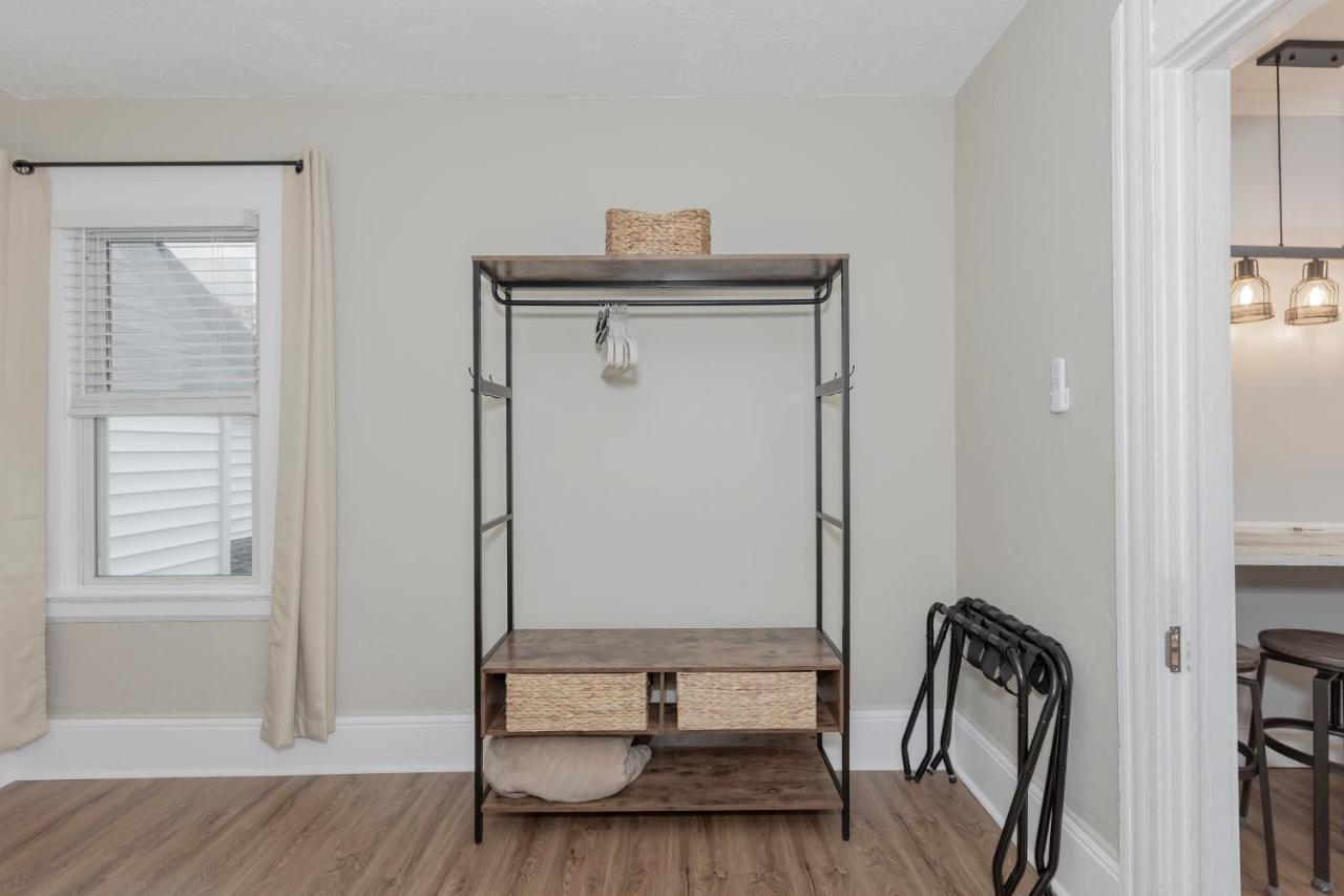 In The Heart Of Little Italy! Free Parking! Apartment Cleveland Exterior foto